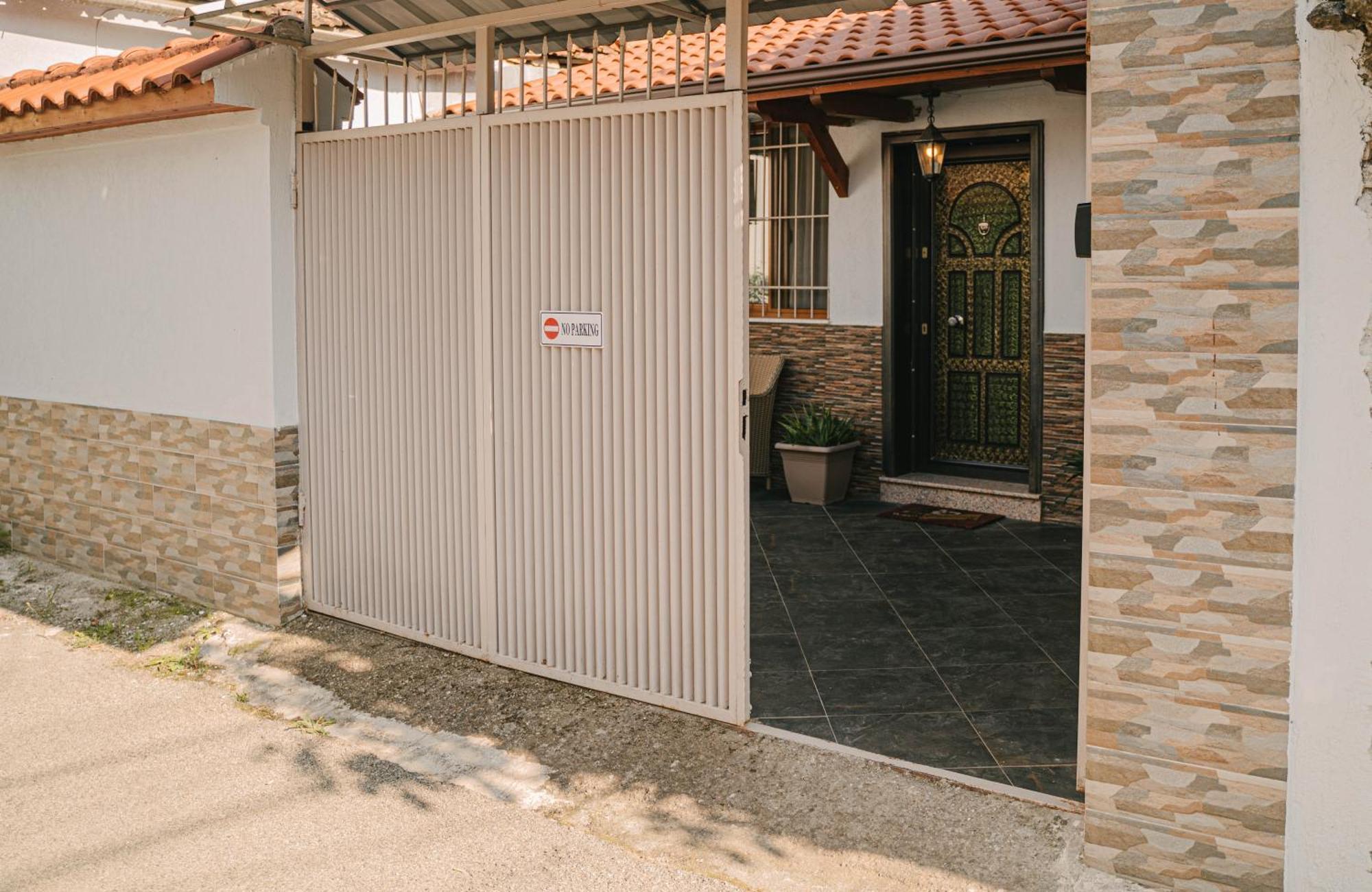 Peaceful Villa In New Bazaar Тирана Экстерьер фото